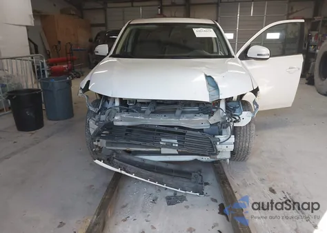 2014 Mitsubishi Outlander Gt z USA, uszkodzony, nr VIN JA4JZ4AX6EZ001289